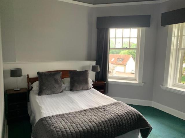 Oyo Dunmar House Hotel Alloa Extérieur photo